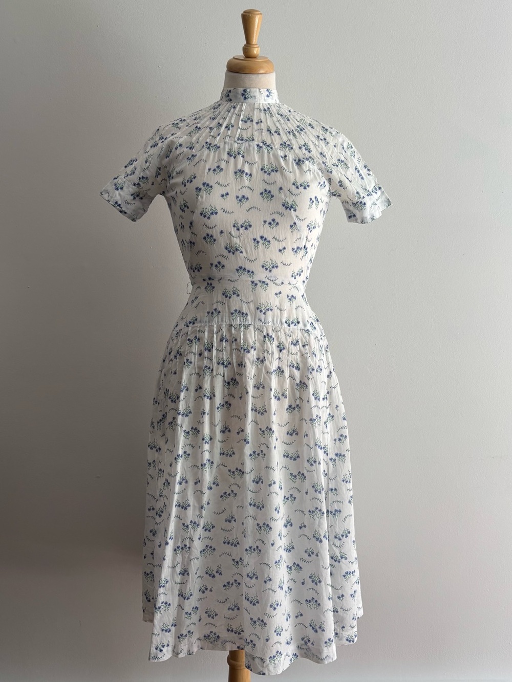 Vintage Sheer White Cotton with Blue Floral Print Midi Dress / 25 waist